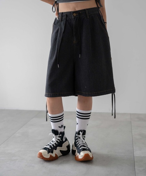 dispark（ディスパーク）の「DISPARK/ドロストワイドルーズハーフパンツ（デニムパンツ・レディース・ライトインディゴブルー/ブラック・FREE）」の5枚目の写真