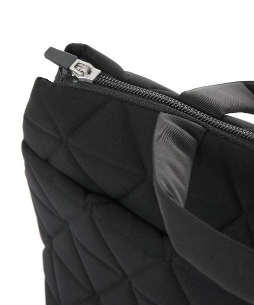 THE NORTH FACE(ザノースフェイス)の「【THE NORTH FACE(ザ・ノース・フェイス)】GEO BOX TOTE(トートバッグ・レディース・ブラック/ホワイト/グレー・FREE)」の9枚目の写真