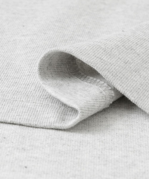 SENSE OF PLACE by URBAN RESEARCH（センスオブプレイスバイアーバンリサーチ）の「コットンクルーネックロングスリーブTシャツ（Tシャツ/カットソー・メンズ・ブラック/ホワイト/ライトグレー・LARGE/MEDIUM）」の6枚目の写真