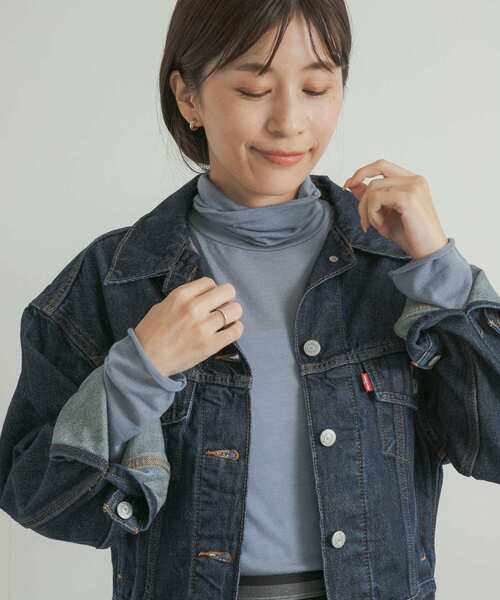 URBAN RESEARCH DOORS（アーバンリサーチドアーズ）の「カシミヤシルク混タートルネックカットソー（Tシャツ/カットソー・レディース・オフホワイト/グレー/ブルー・MEDIUM）」の21枚目の写真