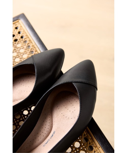 Clarks(クラークス)の「Natalyn Wish / ナタリンウィッシュ(ブラックレザー)(パンプス・レディース・ブラック・UK5/UK6/UK4/UK3/UK3.5/UK4.5/UK5.5)」の14枚目の写真