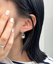 馬蹄パールゆらゆらピアス