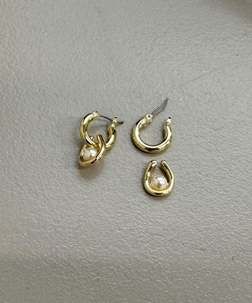 fredy emue（フレディエミュ）の「馬蹄パールゆらゆらピアス（ピアス（両耳用）・レディース・ゴールド/シルバー・FREE）」の11枚目の写真