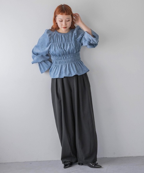 LOWRYS FARM（ローリーズファーム）の「バルーンタックパンツ（その他パンツ・レディース・ライトベージュ/ダークベージュ/ブラック・マルチサイズ）」の2枚目の写真