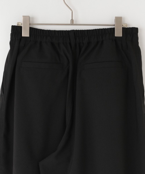 LOWRYS FARM（ローリーズファーム）の「バルーンタックパンツ（その他パンツ・レディース・ライトベージュ/ダークベージュ/ブラック・マルチサイズ）」の17枚目の写真