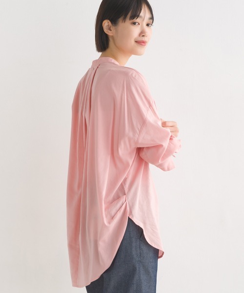 OMNES(オムネス)の「綿レーヨン後ろタックコクーンシャツ(シャツ/ブラウス・レディース・ピンク/ブラック/ホワイト・FREE)」の21枚目の写真