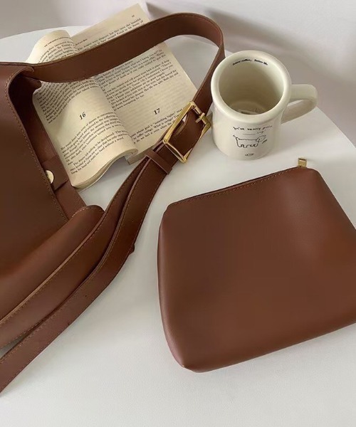 CALIFORNIA OUTFITTERS（カリフォルニア アウトフィッターズ）の「3-9B4 ワンハンドル スクエア ショルダーバッグ A4サイズ 2WAY（ショルダーバッグ・レディース・ブラウン/ブラック・ONESIZE）」の9枚目の写真