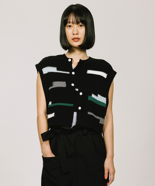 sneeuw（スニュウ）の「コンポジションカーディガン（カーディガン/ボレロ・レディース・アイボリー/ブラック・ONESIZE）」の2枚目の写真