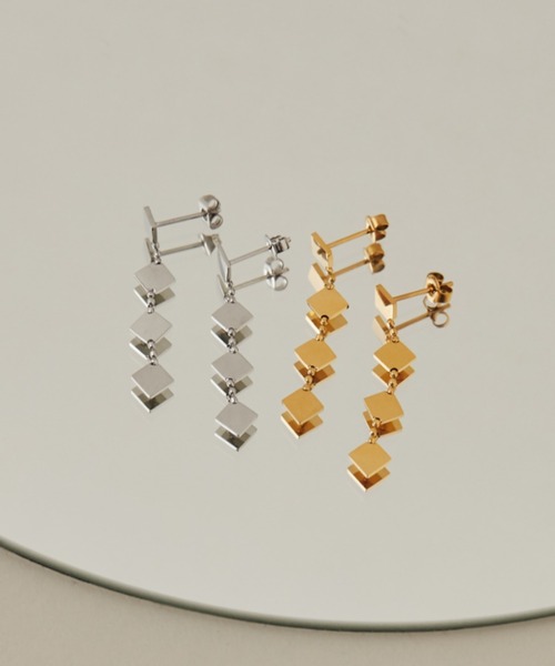 ciite' surgical stainless(シーテサージカルステンレス)の「【 金属アレルギー対応 】 ランバスピアス サージカルステンレス (両耳用)(ピアス(両耳用)・レディース・シルバー/ゴールド・FREE)」の7枚目の写真