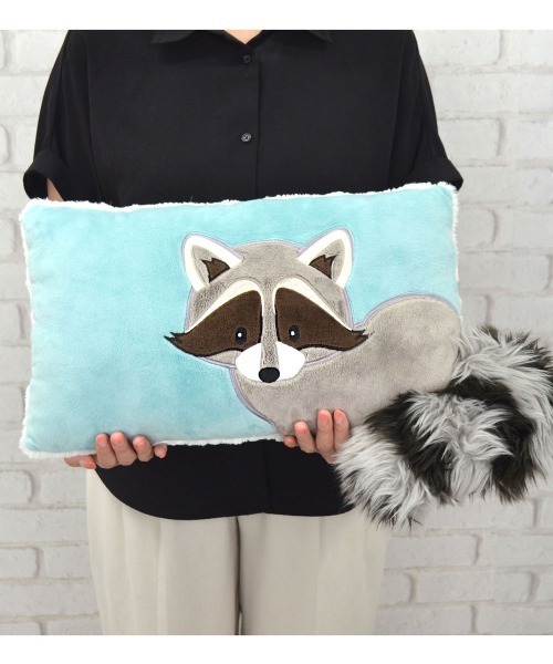 NICI/winter24 クッション ラクーン 43×25cm（クッション