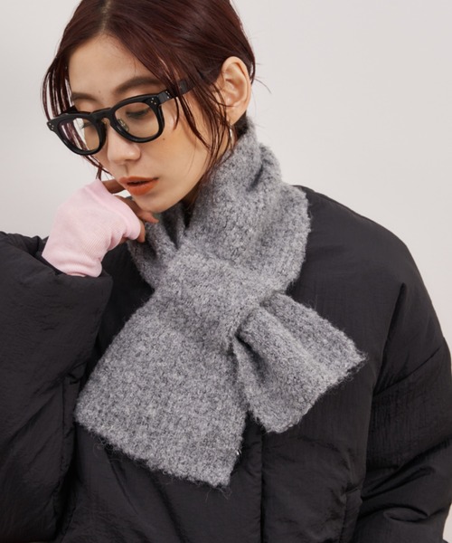 Auntie Rosa Holiday（アンティローザホリデー）の「ブークレショートマフラー（マフラー・レディース・ブラウン/グレー/ブラック・FREE）」の4枚目の写真