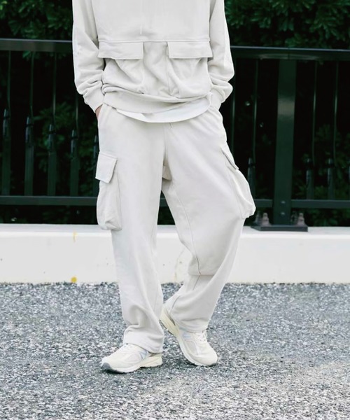 KEBOZ(ケボズ)の「SMALL EFG SWEAT CARGO PANTS(スウェットパンツ・メンズ・ブラウン/クリーム/グレー/オリーブ/ブラック・XL/L/M/2XL)」の4枚目の写真