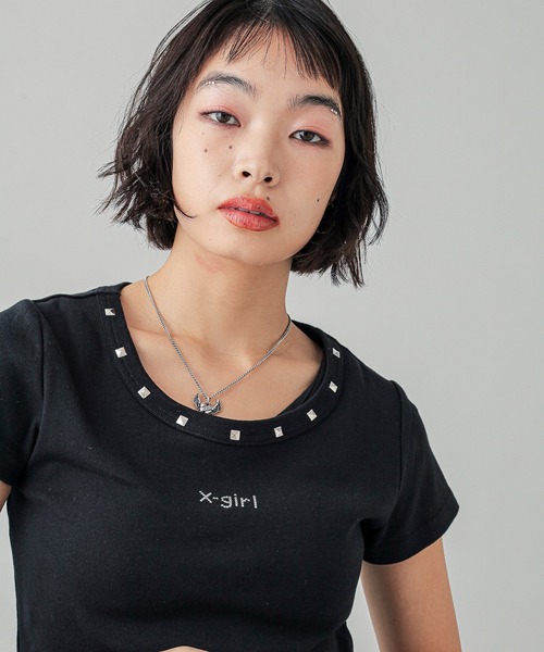 【Babylclub x EGG】韓国人気★ Rhinestone T Baby metal club] [EGGxBabymetalclub] Sticker Baby t (white
