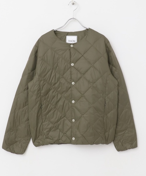 TAION(タイオン)の「TAION CREW NECK DOWN JACKET(ダウンジャケット/コート・レディース・ネイビー/オフホワイト/ベージュ系その他/オリーブ/ブラック・MEDIUM/SMALL)」の11枚目の写真