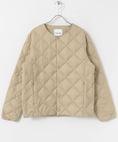 TAION(タイオン)の「TAION CREW NECK DOWN JACKET(ダウンジャケット/コート・レディース・ネイビー/オフホワイト/ベージュ系その他/オリーブ/ブラック・MEDIUM/SMALL)」の14枚目の写真