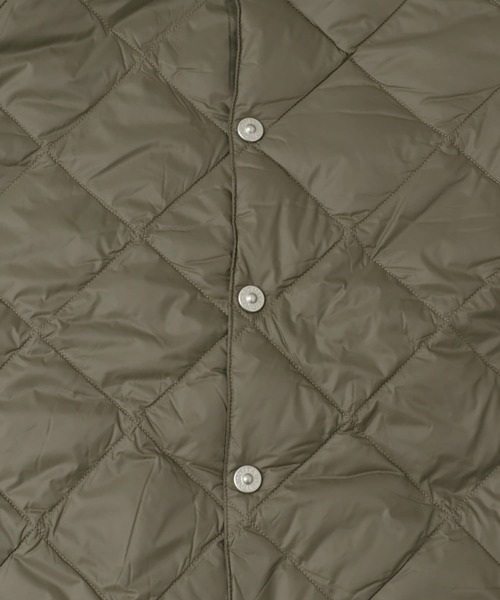 TAION(タイオン)の「TAION CREW NECK DOWN JACKET(ダウンジャケット/コート・レディース・ネイビー/オフホワイト/ベージュ系その他/オリーブ/ブラック・MEDIUM/SMALL)」の21枚目の写真