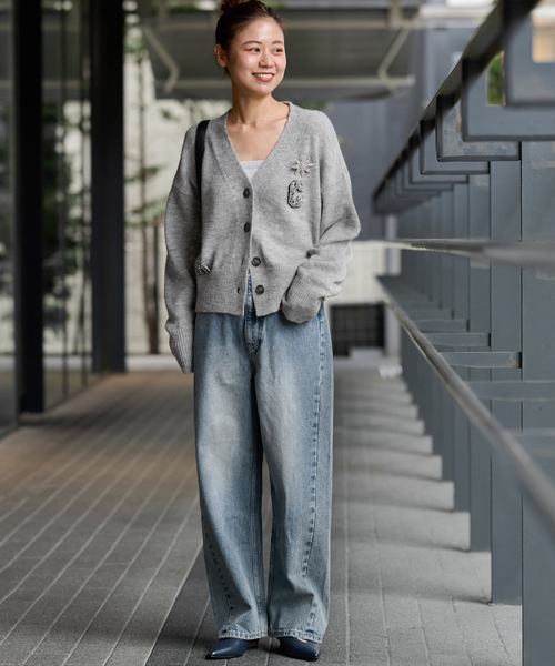 JOURNAL STANDARD relume ブローチ付き　カーディガン JOURNAL STANDARD relume（ジャーナルスタンダード レリューム）の