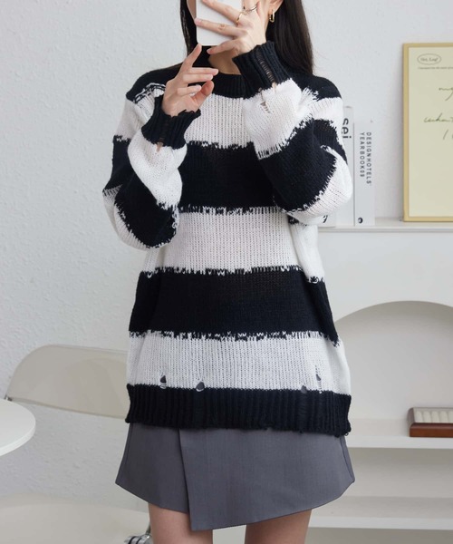 MAISON DE THERESE(メゾン ド テレーズ)の「配色ボーダー ルーズシルエット ニット(ニット/セーター・レディース・ブルー/ブラック・FREE)」の6枚目の写真