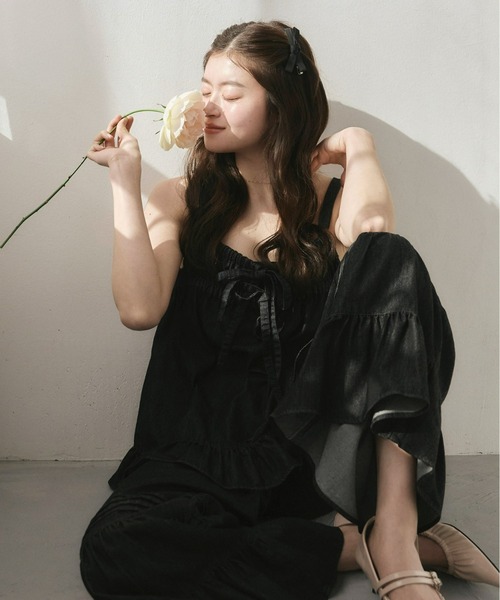 Olu.（オルドット）の「ギャザーフレアバックリボンデニムトップス[セットアップ可能]（Tシャツ/カットソー・レディース・ブラック/インディゴブルー・FREE）」の6枚目の写真