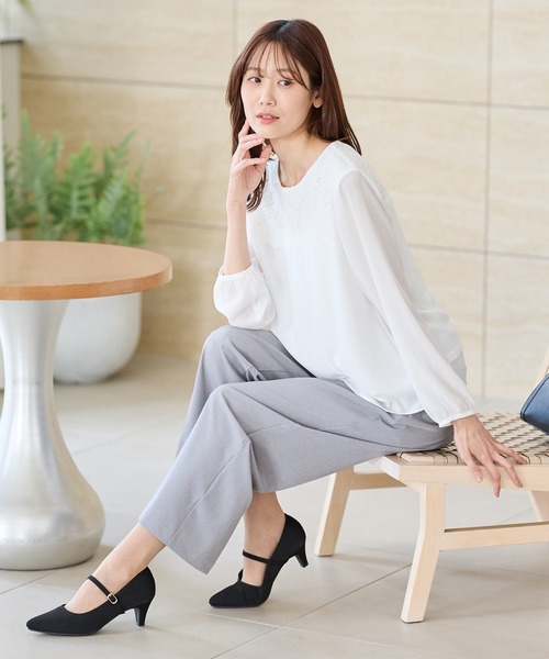 Honeys（ハニーズ）の「【ストレッチ・ウォッシャブル・イージーケア】美ージーストレート（股下６５ｃｍ）（スラックス・レディース・ブラック/ネイビー/ダークベージュ/ライトグレー/ライトグリーン・S/M/LL/L/3L）」の12枚目の写真