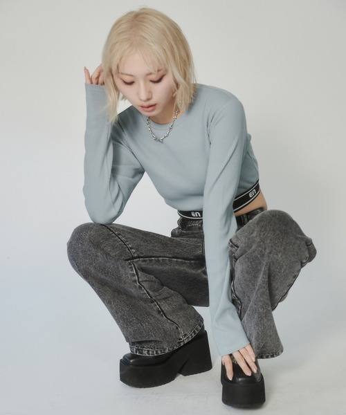 ENVYM（アンビー）の「ジャガードロゴロンT（Tシャツ/カットソー・レディース・ブラック/ホワイト/ブルー・FREE）」の12枚目の写真