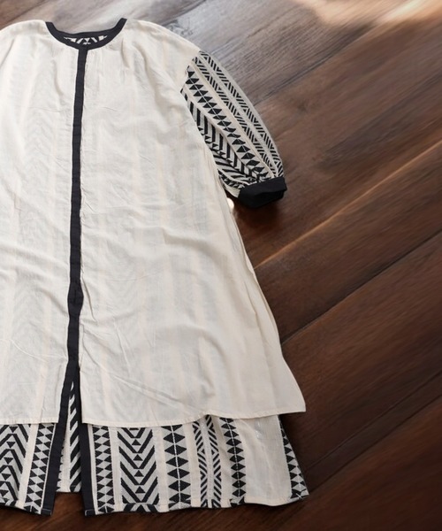 antiqua（アンティカ）の「インド綿シャツワンピース（シャツワンピース・レディース・ブラック/ベージュ・P/R）」の22枚目の写真