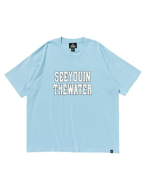 MAGIC NUMBER(マジック ナンバー)の「【MAGIC NUMBER】 SEE YOU IN THE WATER VARSITY T-SHIRT シーユーインザウォーターバーシティティーシャツ(Tシャツ/カットソー・メンズ・ホワイト系その他/ホワイト系その他2/アッシュ/サックスブルー・MEDIUM/LARGE/X-LARGE)」の12枚目の写真