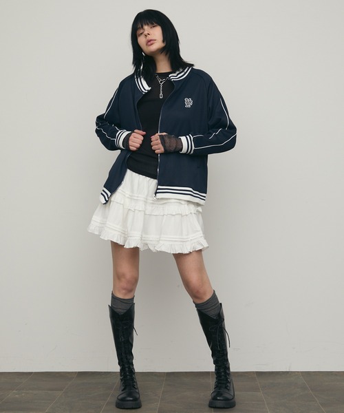 uyu.（ウユ）の「ボリュームフリルミニスカート（スカート・レディース・アイボリー/ブラック・FREE）」の4枚目の写真