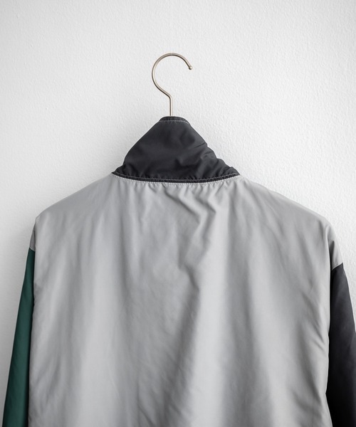 KRIFF MAYER（クリフメイヤー）の「KRIFF MAYER クリフメイヤー ひっくりライトスタンドジャケット リバーシブルナイロンブルゾン 2434401（ナイロンジャケット・メンズ・パープル/カーキ/セージグリーン/グレー・M/L/XL）」の18枚目の写真