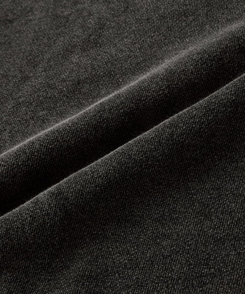 EMMA CLOTHES（エマクローズ）の「ヴィンテージメイク メタルロゴプリント スタンドハーフジップスウェット（スウェット・メンズ・チャコールグレー/ブラック・M/L）」の17枚目の写真