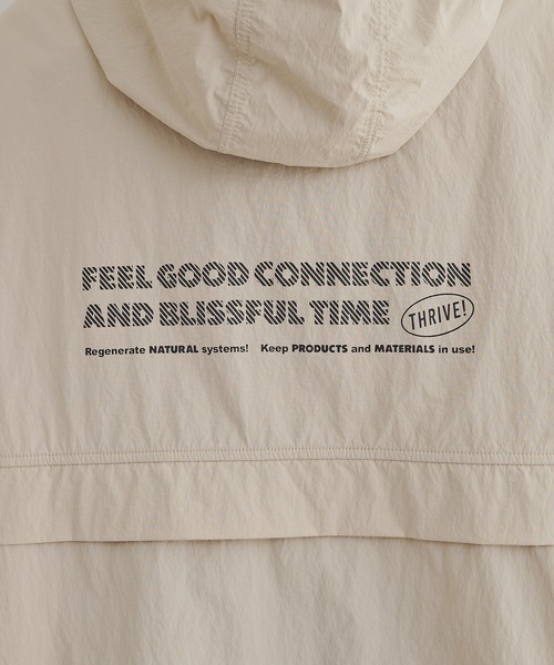 FEEL GOOD CONNECTION AND BLISSFUL TIME(フィールグッドコネクションアンドブリスフルタイム)の「【F&B】撥水リサイクルナイロンアノラックパーカー(マウンテンパーカー・レディース・ネイビー/ライトベージュ・FREE)」の19枚目の写真