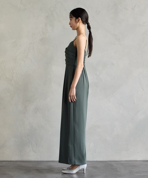 AIMER(エメ)の「クロスデザインキャミソールオールインワンパーティードレス 結婚式 お呼ばれ ドレス 20代 30代 40代(パンツドレス・レディース・ブラック/グレイッシュベージュ/グリーン・MEDIUM/SMALL)」の17枚目の写真