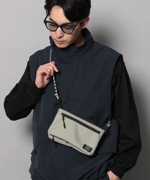 BAYFLOW（ベイフロー）の「[旅行にぴったり♪]トラベルマルチショルダーバッグ（ショルダーバッグ・メンズ・グレー/その他1/ブラック・FREE）」の21枚目の写真