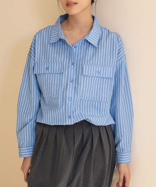 Doux Belle(ドゥーベル)の「ストライプ柄シャツ(シャツ/ブラウス・レディース・ブルー/ホワイト/ネイビー・MEDIUM)」の3枚目の写真