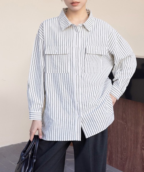 Doux Belle(ドゥーベル)の「ストライプ柄シャツ(シャツ/ブラウス・レディース・ブルー/ホワイト/ネイビー・MEDIUM)」の16枚目の写真