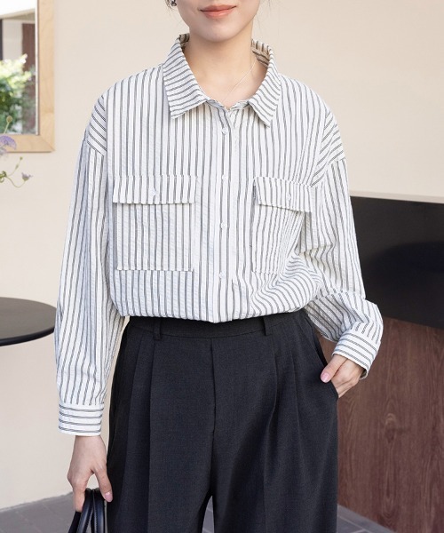 Doux Belle(ドゥーベル)の「ストライプ柄シャツ(シャツ/ブラウス・レディース・ブルー/ホワイト/ネイビー・MEDIUM)」の18枚目の写真
