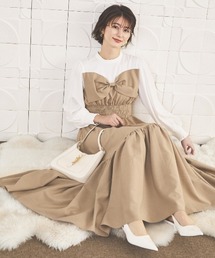 AND COUTURE（アンドクチュール）の「フロントリボンティアードワンピース（ワンピース・レディース）」