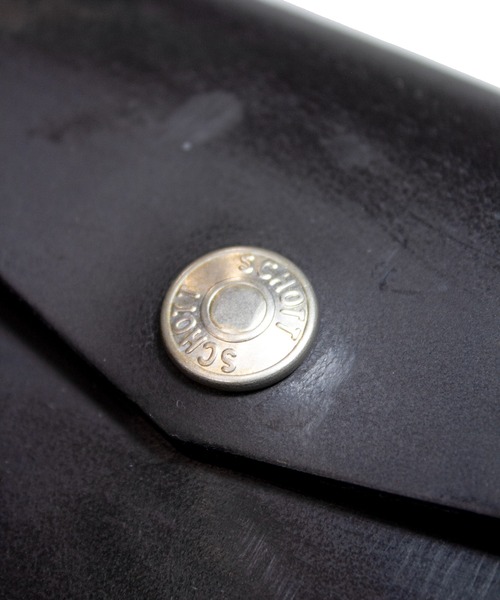 Schott(ショット)の「SCHOTT-PERFECT WALLET MIDIUM(財布・メンズ・ブラック/ダークブラウン・FREE)」の4枚目の写真