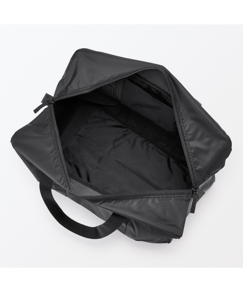 無印良品(ムジルシリョウヒン)の「たためる 撥水横型ボストンバッグ(ボストンバッグ・レディース・ダークベージュ/ブラック・FREE)」の4枚目の写真