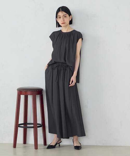 COMME CA ISM（コムサイズム）の「ゆるっとろみ スカーチョ / セットアップ対応（その他パンツ・レディース・ブラック/カーキ/ダークブラウン・MEDIUM/LARGE）」の7枚目の写真