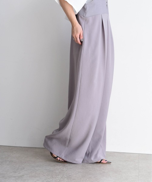 Eimee Law（エイミーロウ）の「アシメロゴテープオールインワン