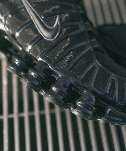 SHOX TL AV3595-002（スニーカー）｜NIKE（ナイキ）のファッション通販