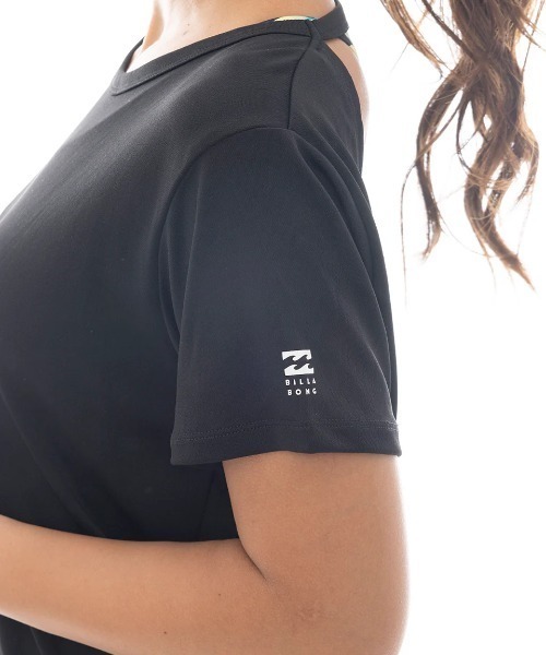 BILLABONG(ビラボン)の「BILLABONG レディース 【ACTIVE】 ACTIVE BACK HOLE MESH TEE アクティブウェア 【2025年春夏モデル】/ビラボントレーニングTシャツ(Tシャツ/カットソー・レディース・ホワイト/ブラック・MEDIUM)」の8枚目の写真