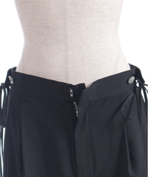 axes femme（アクシーズファム）の「調節ボタンストレートパンツ（その他パンツ・レディース・ブラック/ベージュ・LARGE/MEDIUM）」の9枚目の写真