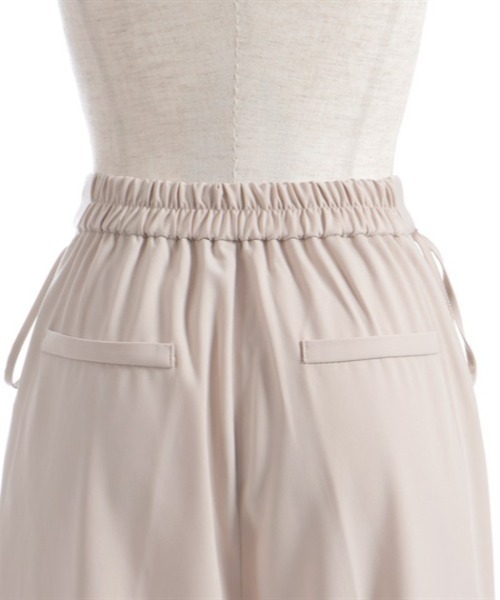 axes femme（アクシーズファム）の「調節ボタンストレートパンツ（その他パンツ・レディース・ブラック/ベージュ・LARGE/MEDIUM）」の7枚目の写真