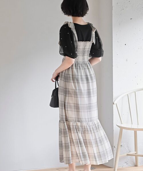rps（アールピーエス）の「シフォンチェック柄シャーリング肩リボンワンピース（ワンピース・レディース・ブラック/アイボリー/オフホワイト/ブラック系その他2・フリー）」の6枚目の写真