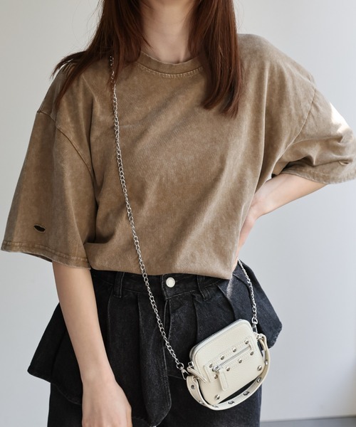 CREARE -LINO-（クレアーレリノ）の「〈ユニセックス商品〉ヴィンテージライクダメージTシャツ（Tシャツ/カットソー・レディース・ベージュ/グレー/ブラック・M）」の8枚目の写真