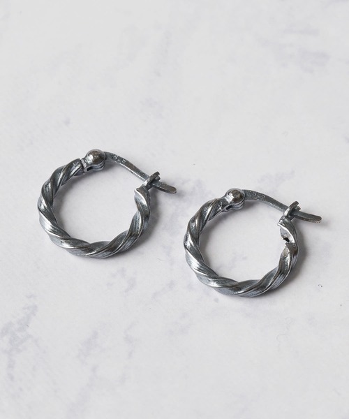 ADPOSION(アドポーション)の「シルバー925 デザインフープピアス(ピアス(両耳用)・メンズ・ゴールド/ブラック/シルバー・FREE)」の2枚目の写真