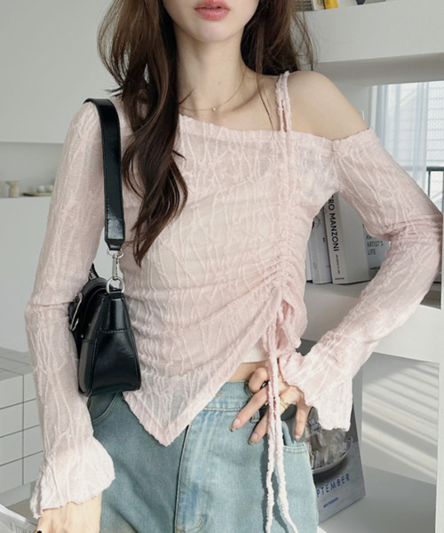 Ada.(エイダ)の「アシンメトリー ネックデザイン ドロスト リボン レーストップス(Tシャツ/カットソー・レディース・オフホワイト/ブラック/ベージュ/ピンク・M/L)」の22枚目の写真
