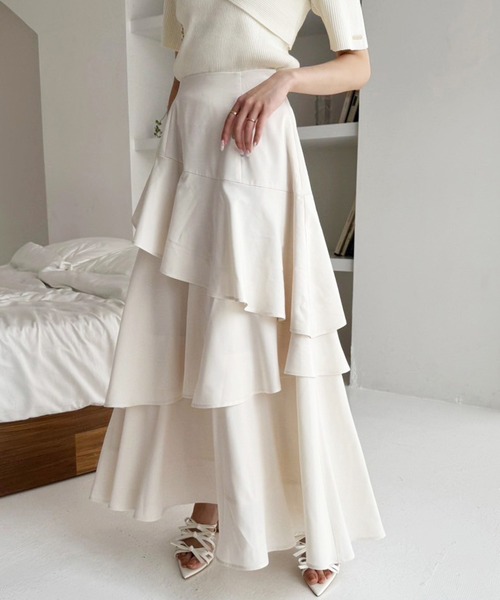 one after another NICE CLAUP（ワンアフターアナザーナイスクラップ）の「ティアードロングスカート（スカート・レディース・ブラック/アイボリー/グレー・FREE）」の2枚目の写真